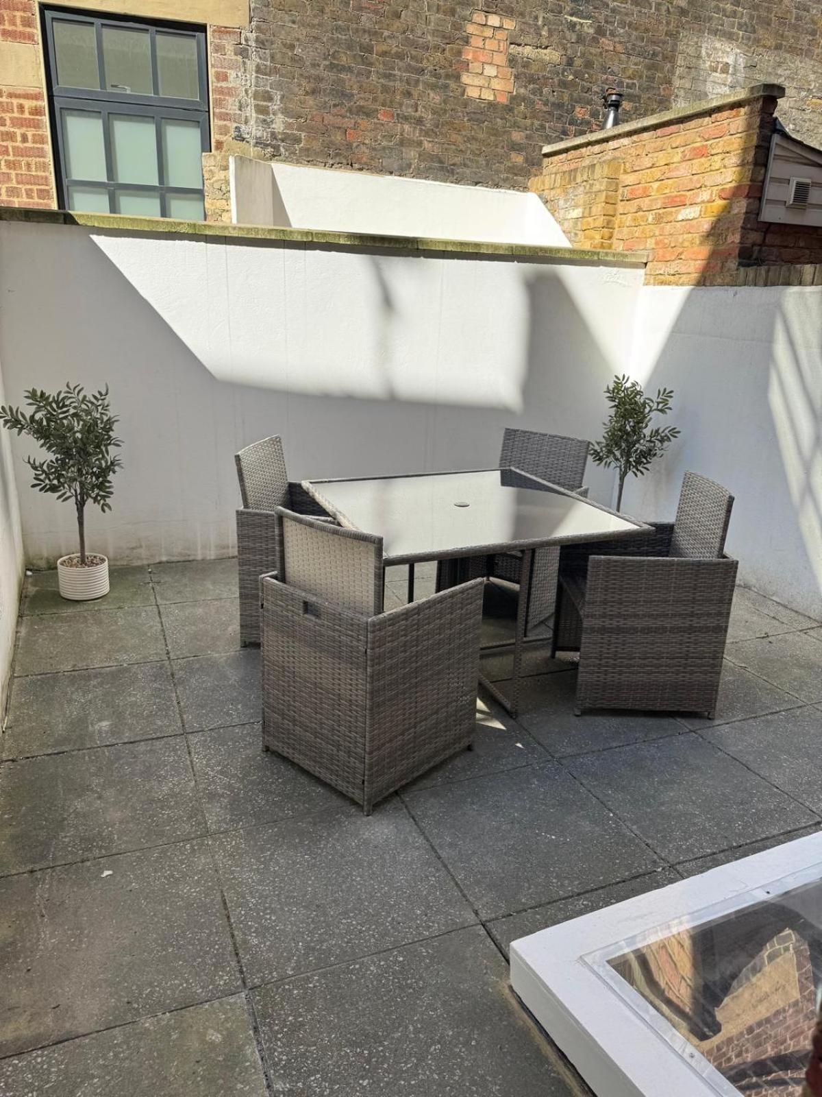 Holiday home Cosy Townhouse In